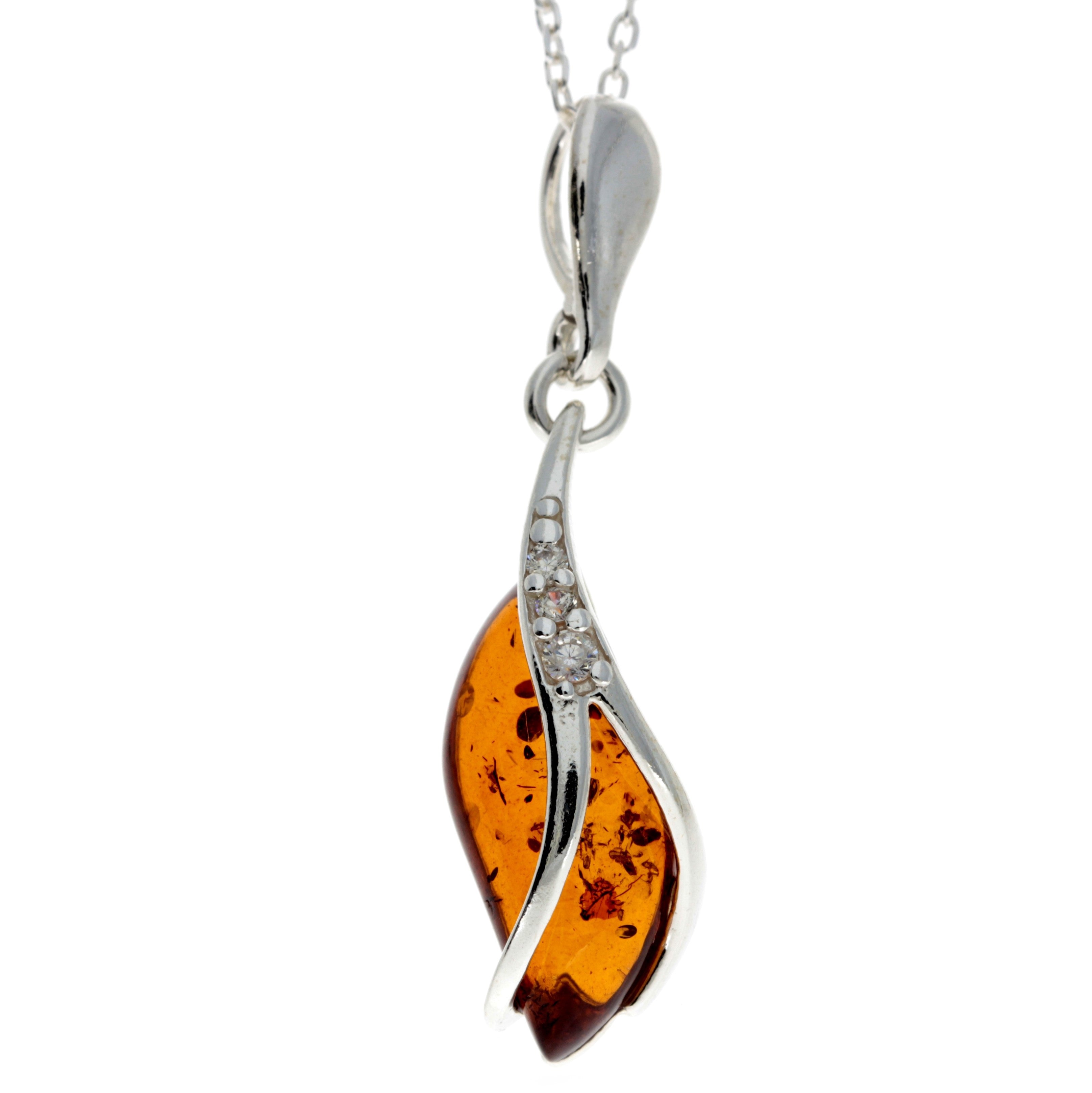 925 Sterling Silver & Baltic Amber Modern Pendant - GL395