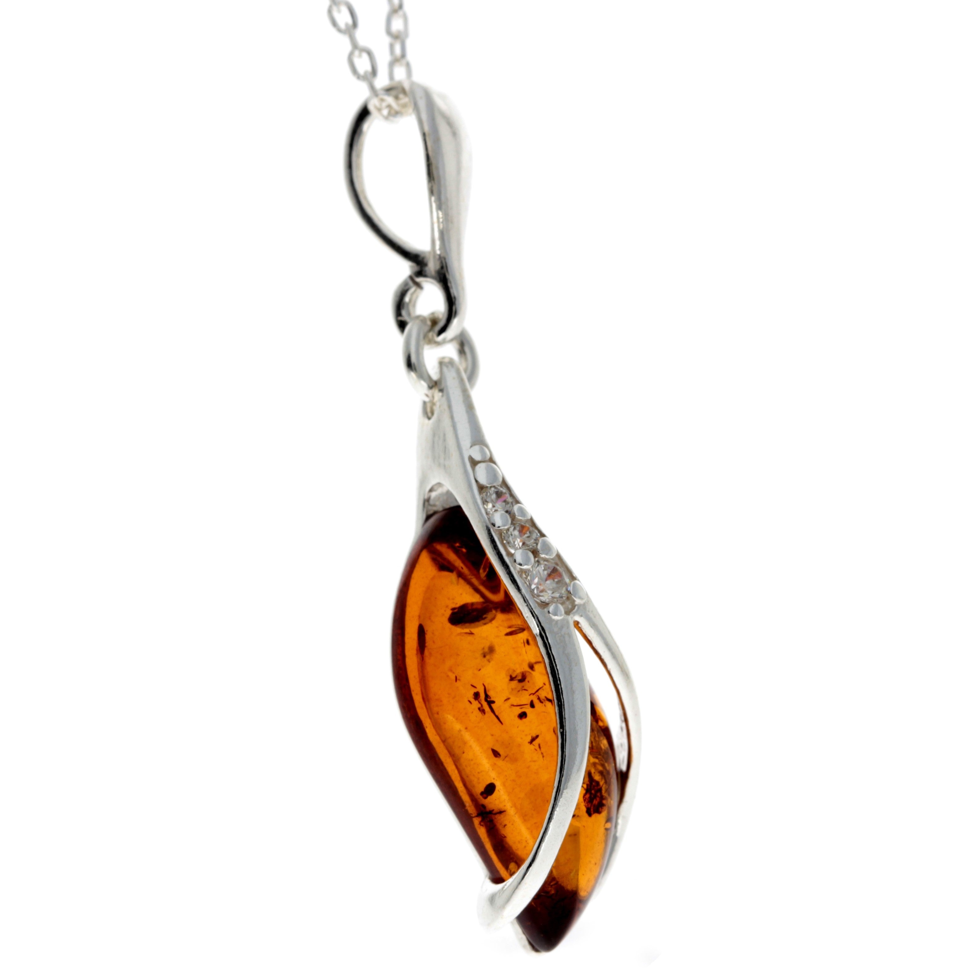 925 Sterling Silver & Baltic Amber Modern Pendant - GL395