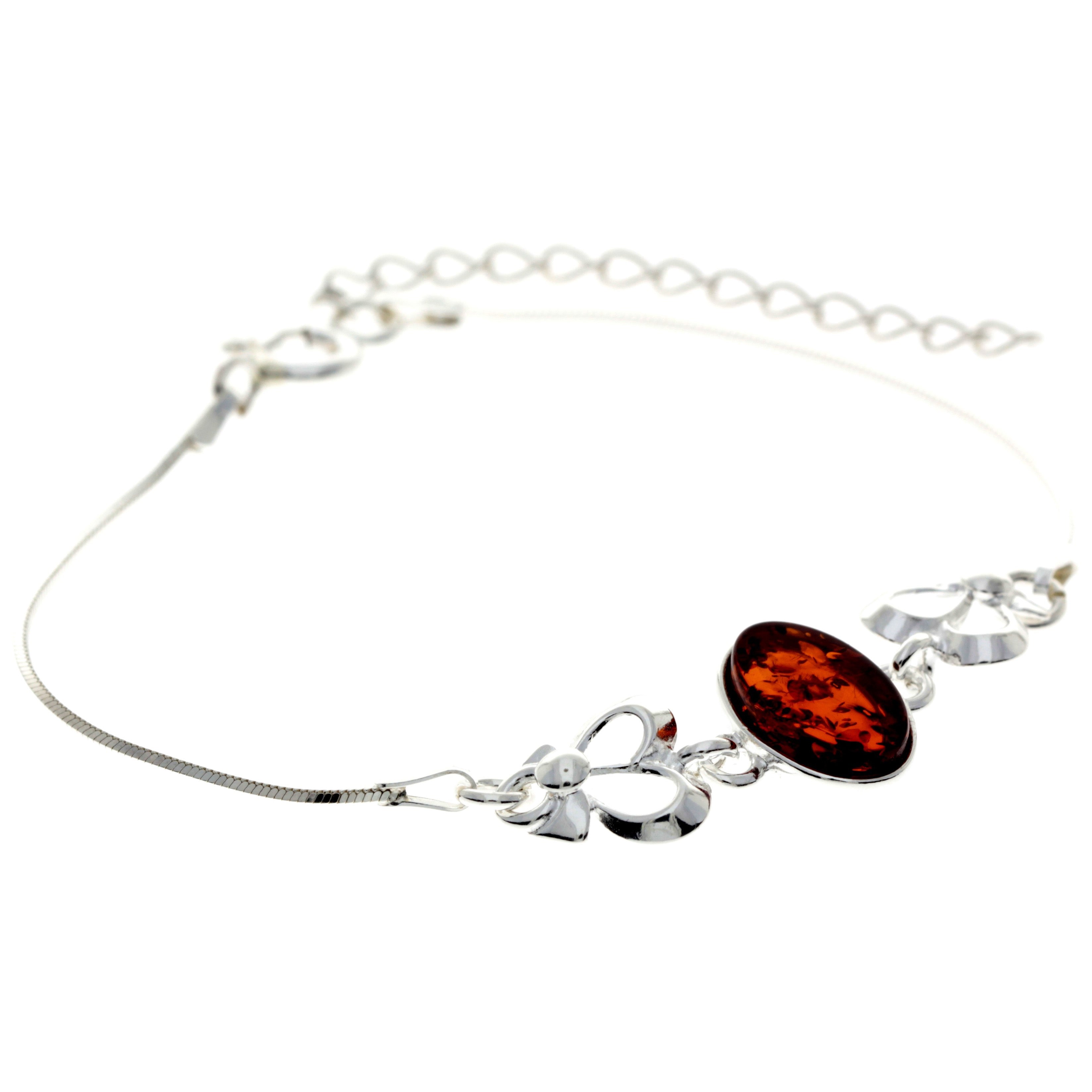 925 Sterling Silver & Baltic Amber Adjustable Bracelet with Silver Hearts - M559