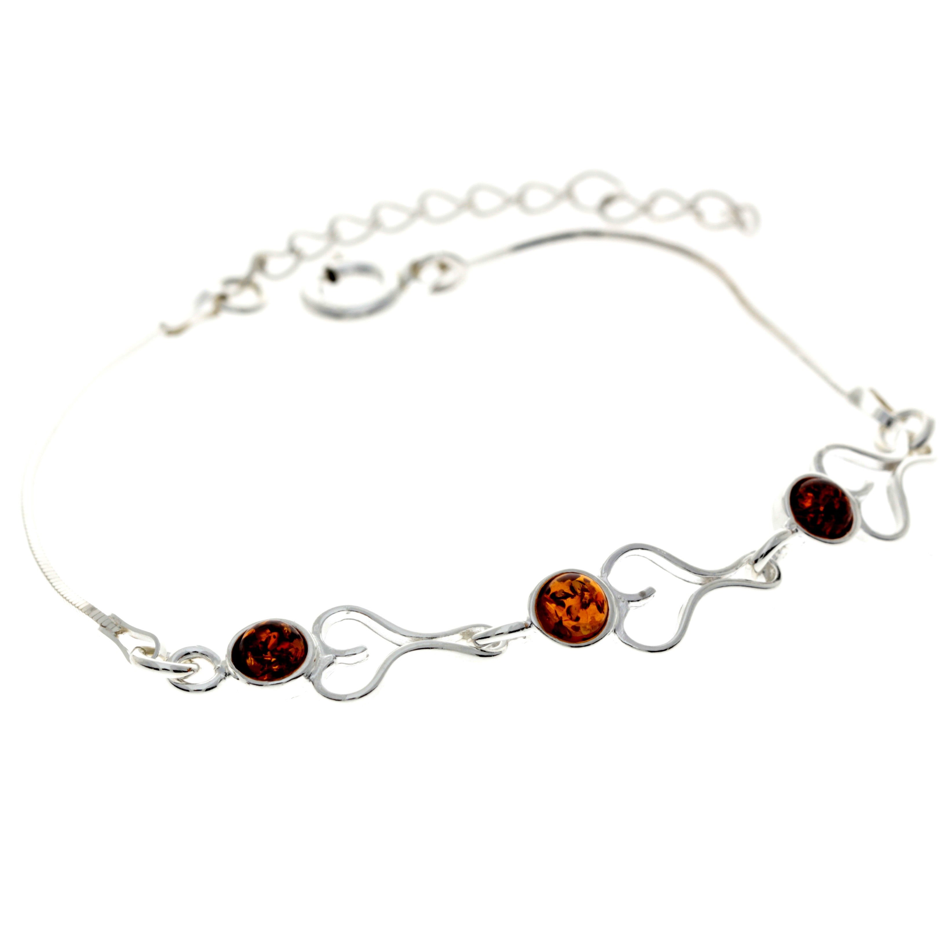 925 Sterling Silver & Baltic Amber Adjustable Bracelet with Silver Hearts - M569