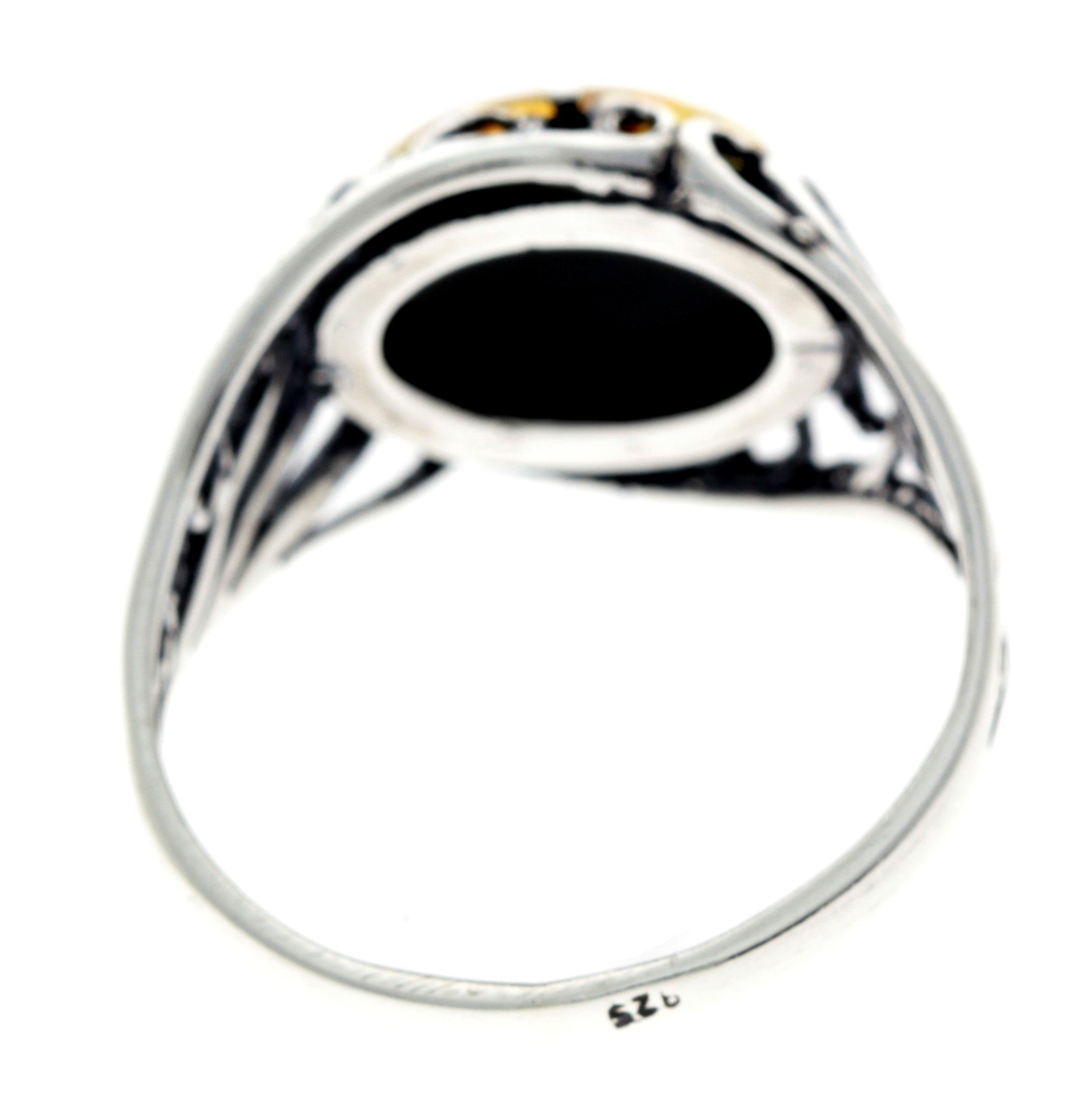 925 Sterling Silver & Genuine Oval Baltic Amber Classic Ring - AR3