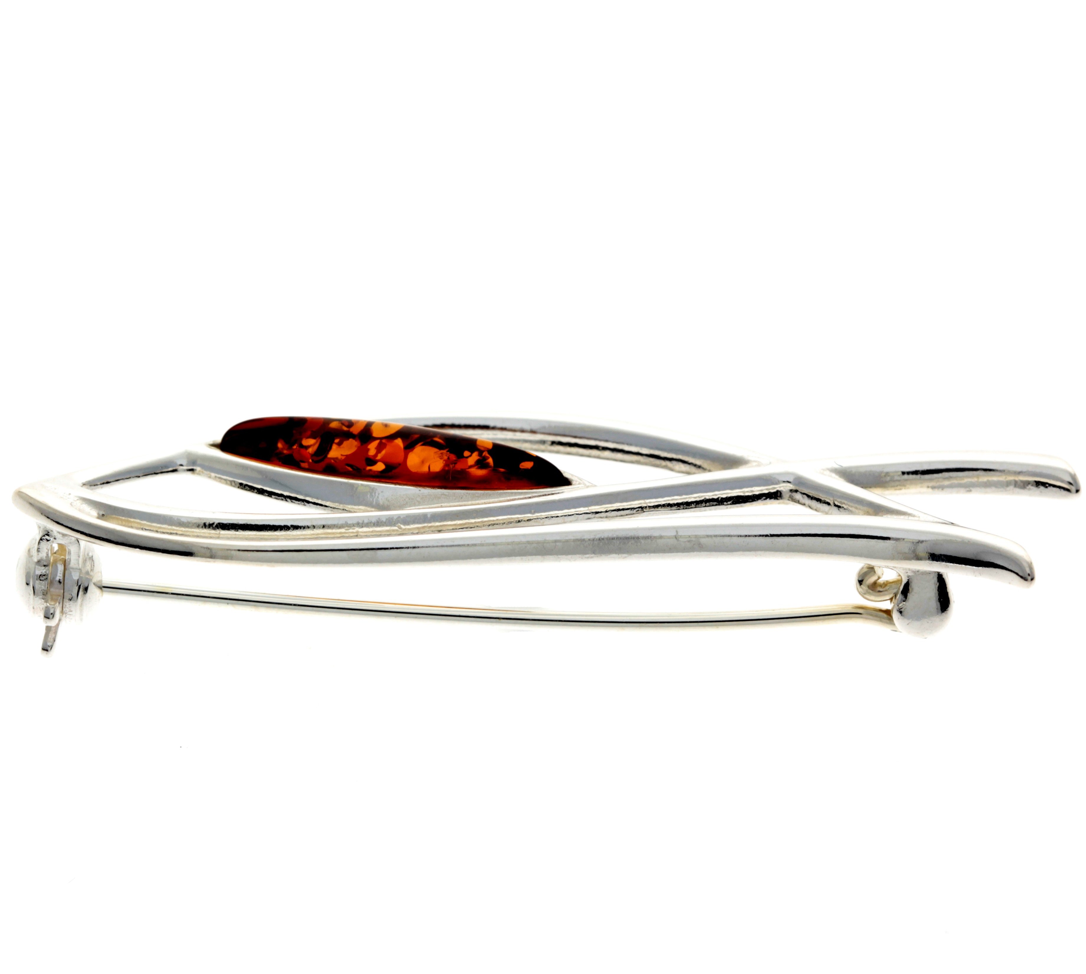 925 Sterling Silver & Genuine Baltic Amber Classic Brooch - AC804