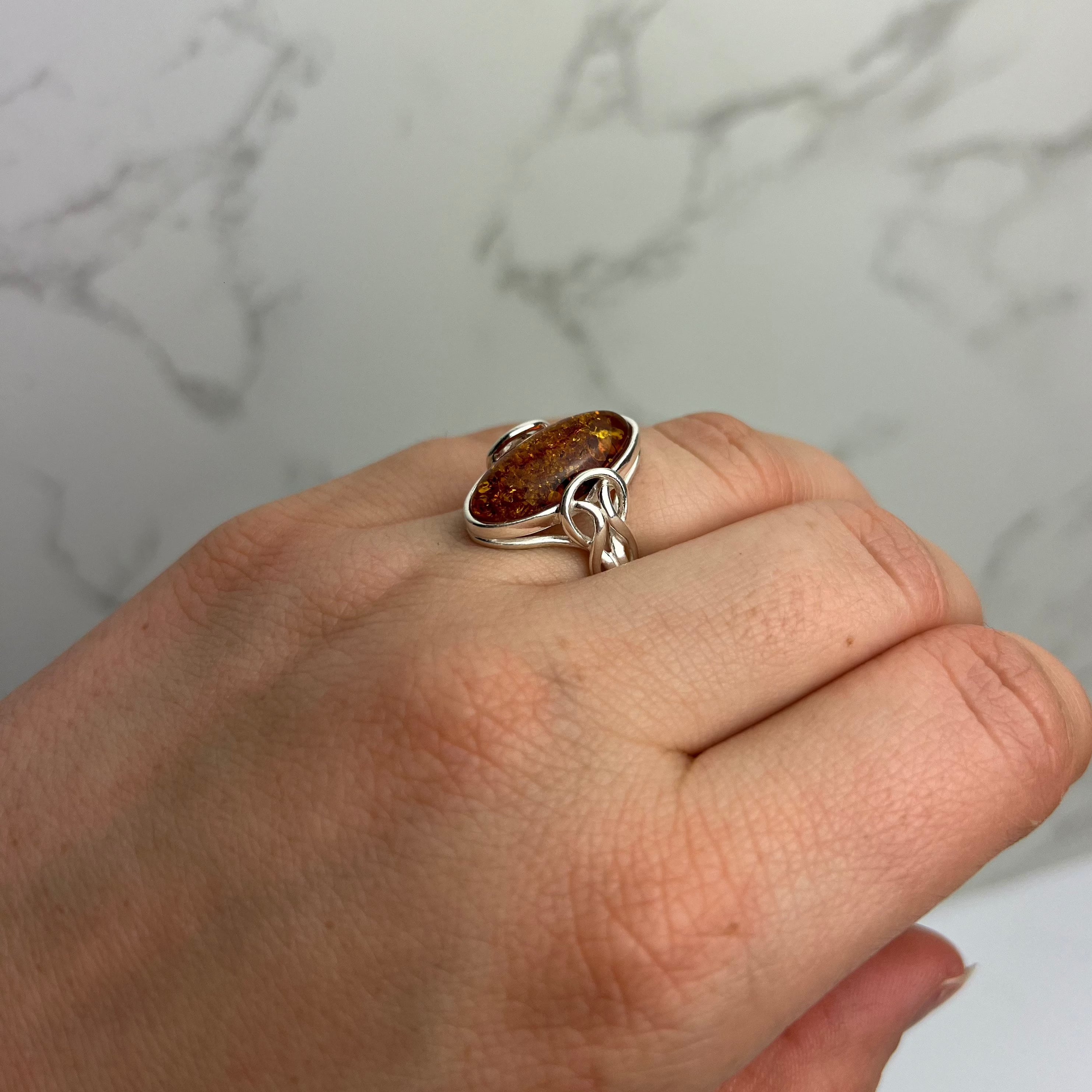 925 Sterling Silver & Genuine Baltic Amber Celtic Classic Ring - GL756