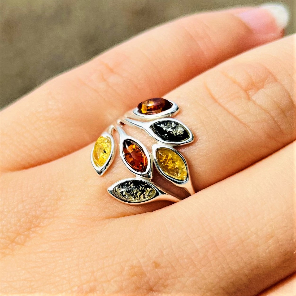 925 Sterling Silver & Baltic Amber Modern Ring - M723