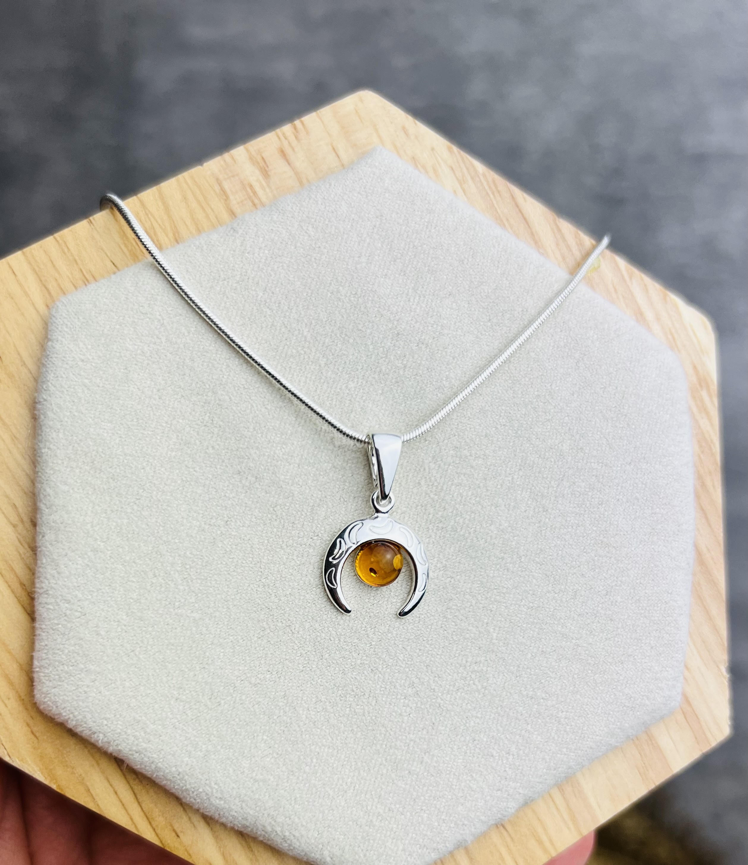 925 Sterling Silver & Genuine Baltic Amber Half Moon Modern Pendant - GL2044