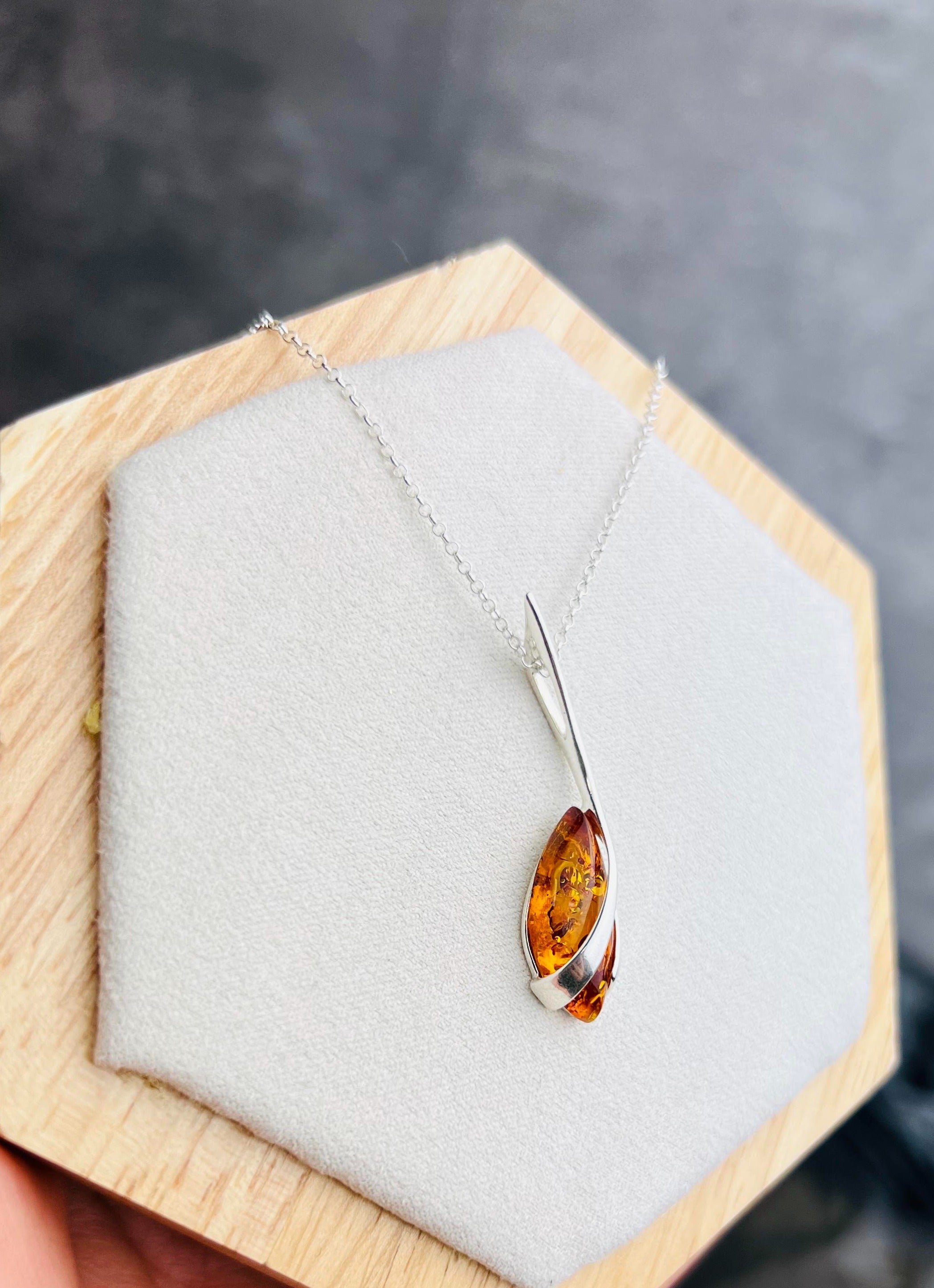 925 Sterling Silver & Genuine Baltic Amber Modern  Pendant GL215