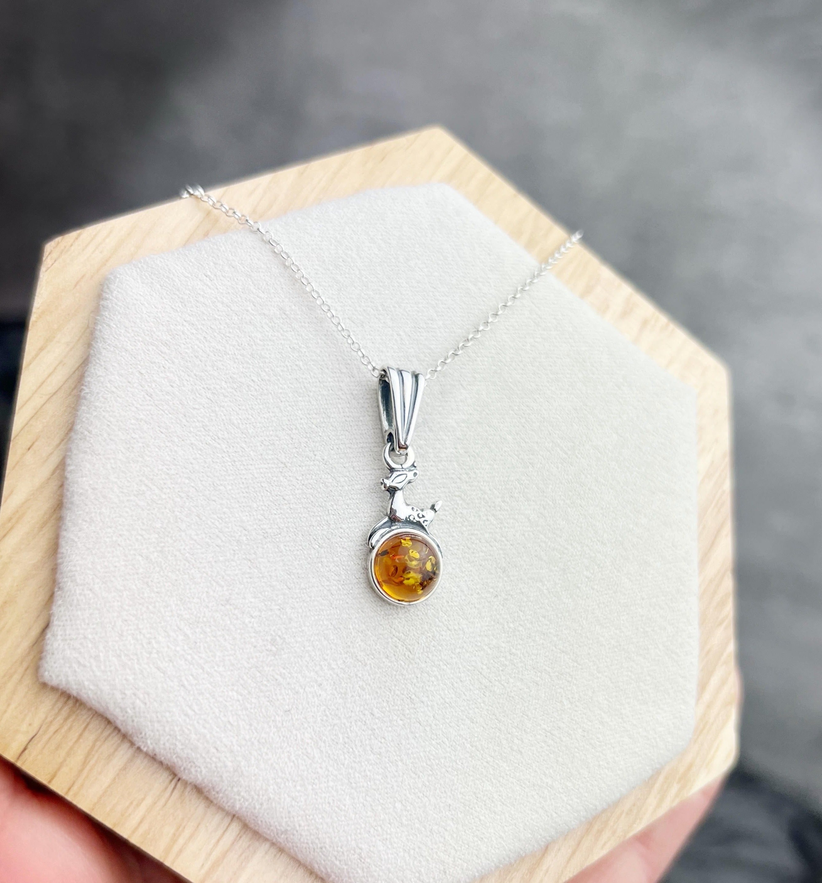 925 Sterling Silver & Genuine Baltic Amber Classic Fawn Pendant - K333